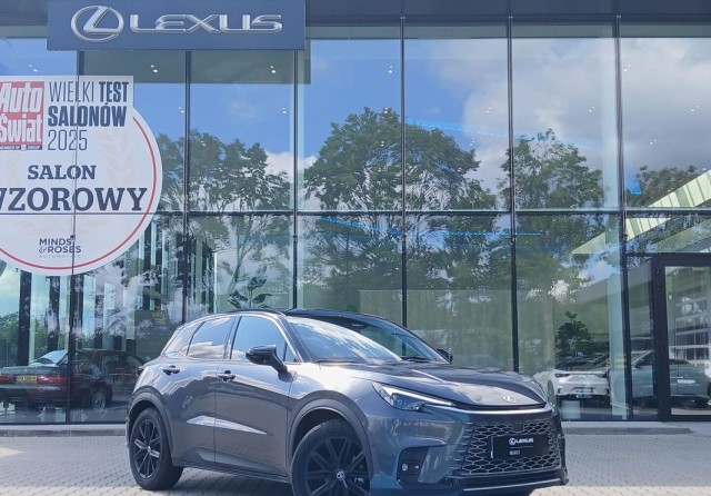 lexus