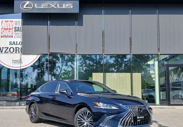 lexus