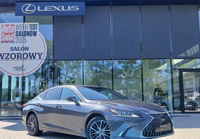lexus
